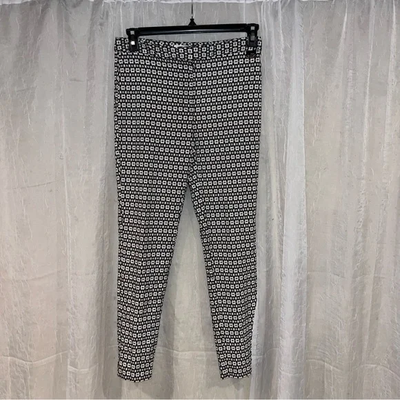 Calvin Klein crop pants - Picture 2 of 5